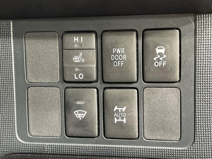 2019 Toyota Spade DBA-NCP145 (UW-69ef58c310112)[7]