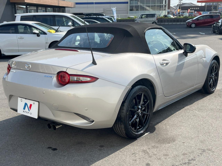 2022 Mazda Roadster 5BA-ND5RC (UW-69ef58c44ab72)[18]