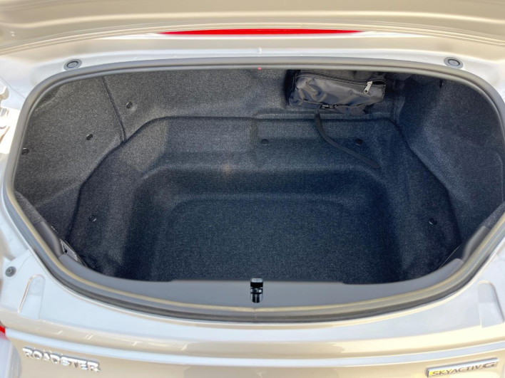 2022 Mazda Roadster 5BA-ND5RC (UW-69ef58c44ab72)[11]