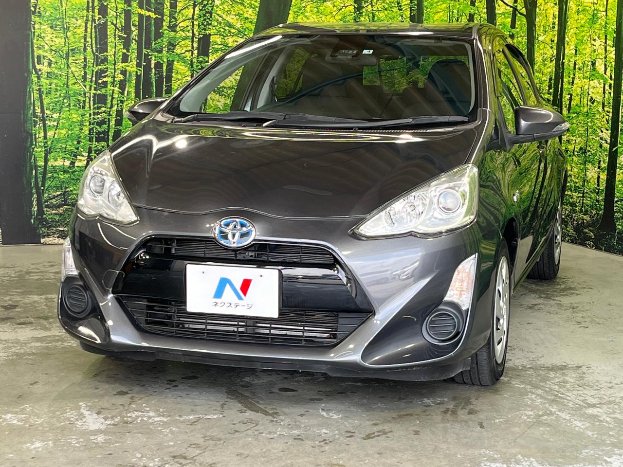 2016 Toyota Aqua DAA-NHP10