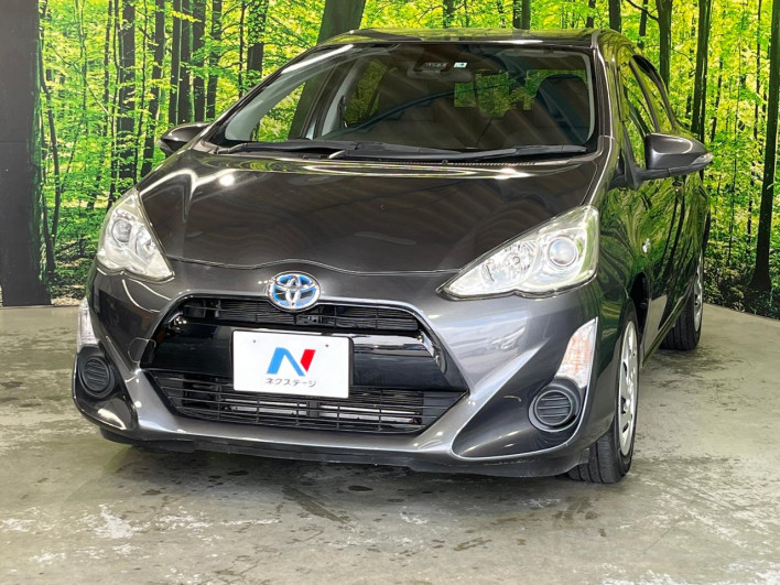 2016 Toyota Aqua DAA-NHP10 (UW-69ef58c65872a)[0]