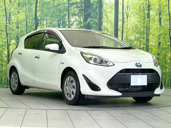 2019 Toyota Aqua DAA-NHP10 (UW-69ef58c66421c)[7]