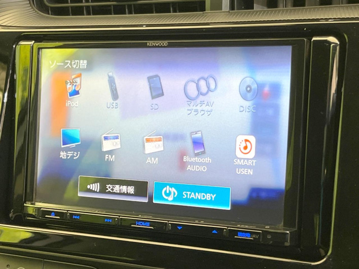 2019 Toyota Aqua DAA-NHP10 (UW-69ef58c66421c)[22]