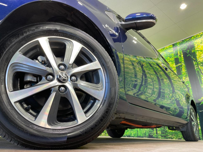 2019 Toyota Aqua DAA-NHP10 (UW-69ef58c754ca6)[7]