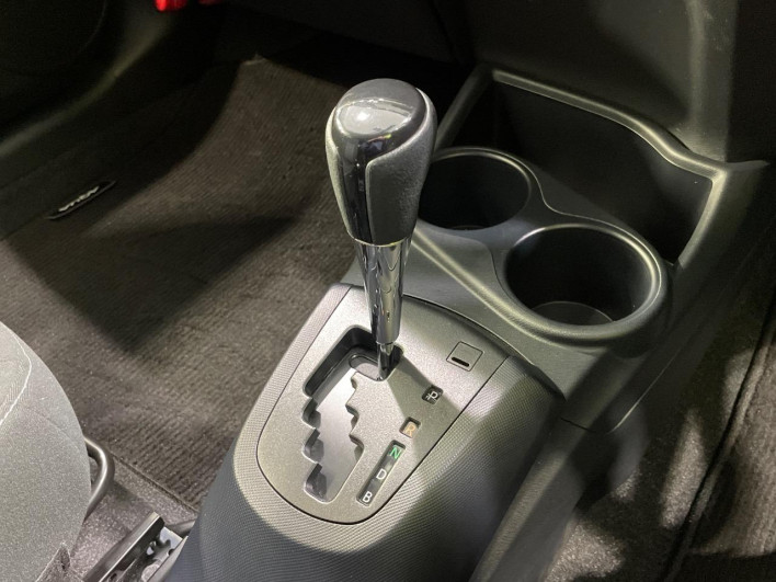 2019 Toyota Aqua DAA-NHP10 (UW-69ef58c754ca6)[20]