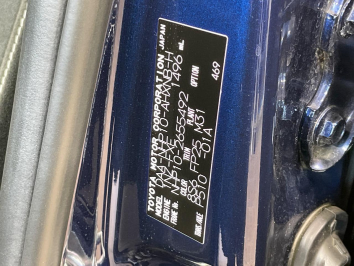 2019 Toyota Aqua DAA-NHP10 (UW-69ef58c754ca6)[1]