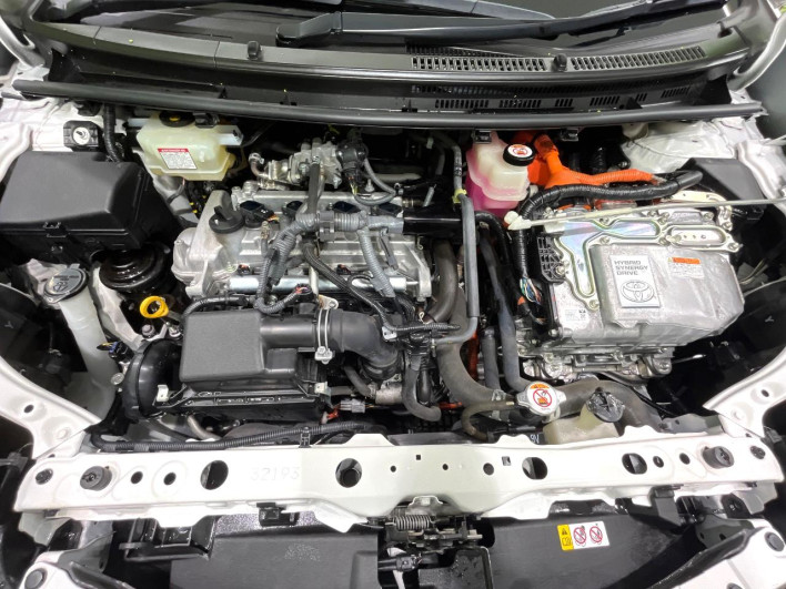 2020 Toyota Aqua 6AA-NHP10 (UW-69ef58c7d892e)[4]