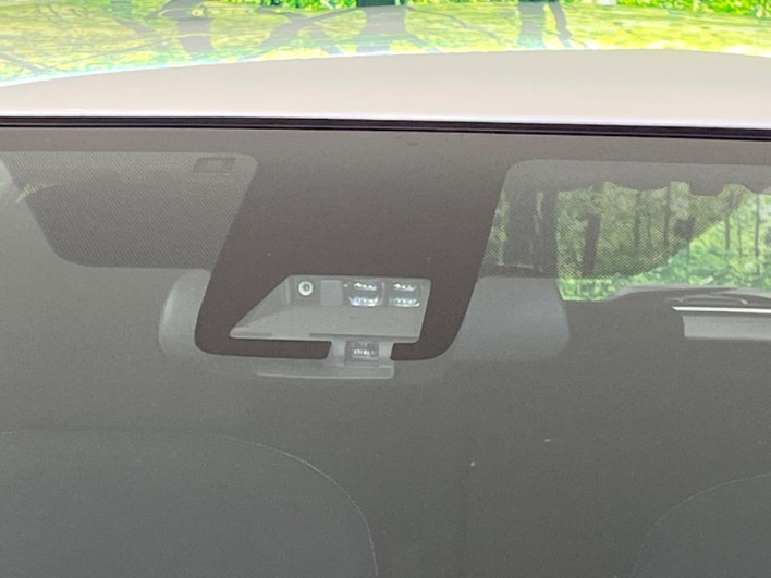 2021 Toyota Aqua 6AA-NHP10 (UW-69ef58c87596d)[8]