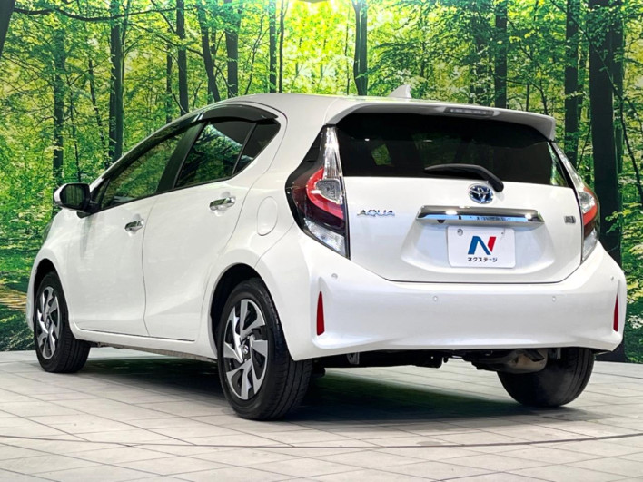 2021 Toyota Aqua 6AA-NHP10 (UW-69ef58c87596d)[16]