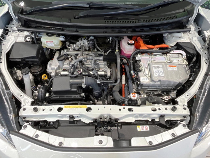 2021 Toyota Aqua 6AA-NHP10 (UW-69ef58c87596d)[9]