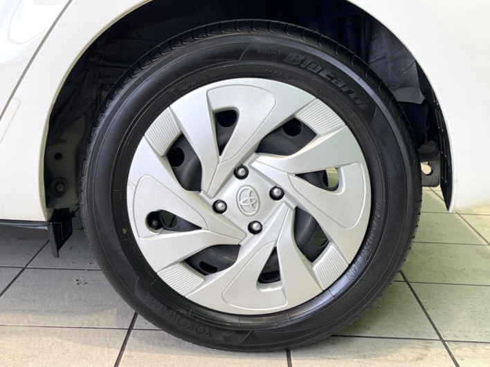 2021 Toyota Aqua 6AA-NHP10 (UW-69ef58c875b8e)[25]