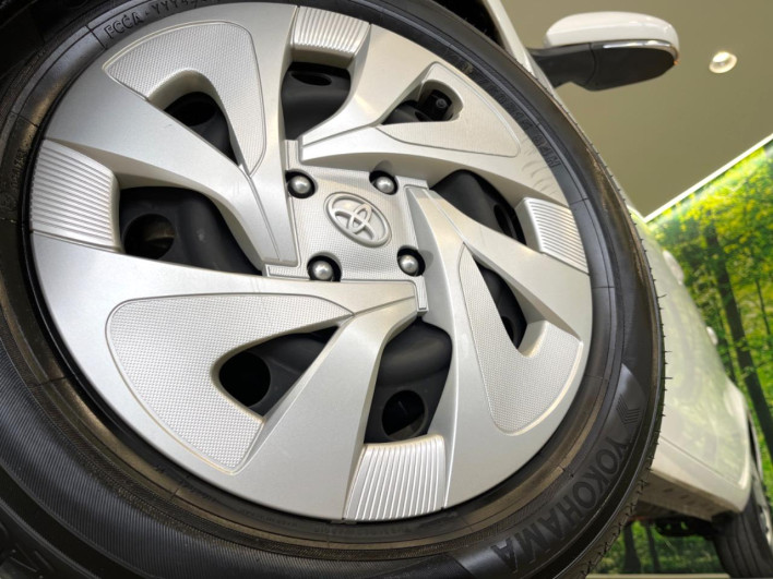 2021 Toyota Aqua 6AA-NHP10 (UW-69ef58c875b8e)[21]