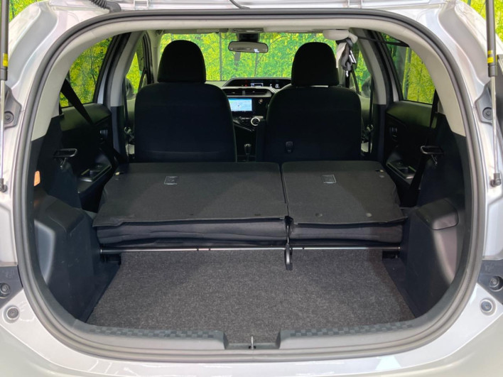 2021 Toyota Aqua 6AA-NHP10 (UW-69ef58c945c05)[7]