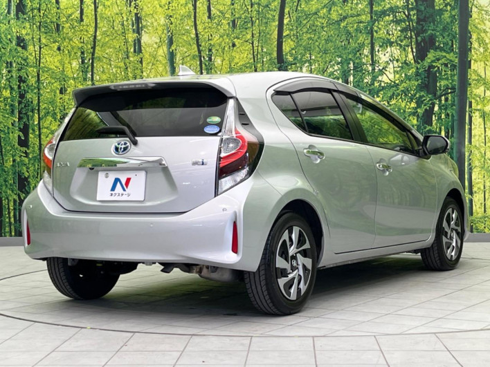 2021 Toyota Aqua 6AA-NHP10 (UW-69ef58c945c05)[27]