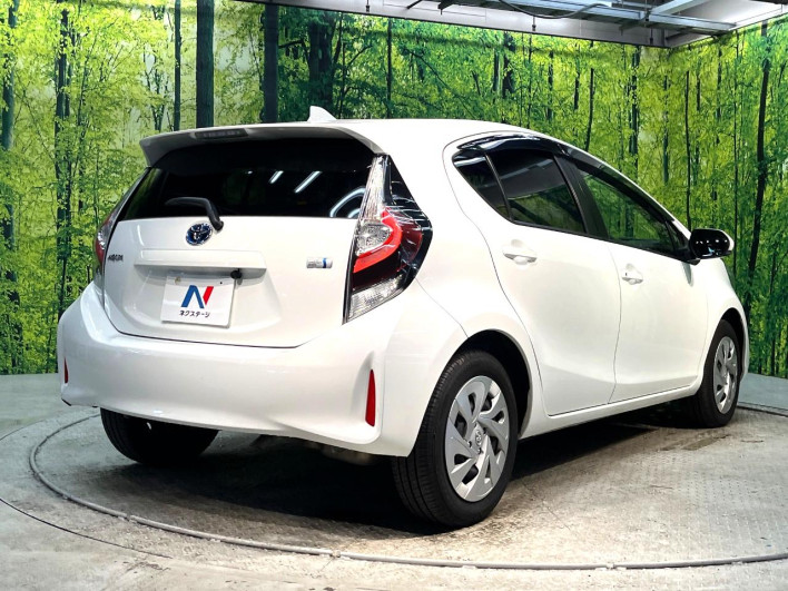 2021 Toyota Aqua 6AA-NHP10 (UW-69ef58c9f1746)[20]