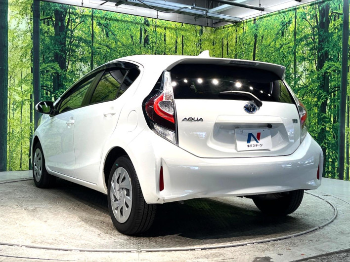 2021 Toyota Aqua 6AA-NHP10 (UW-69ef58c9f1746)[8]