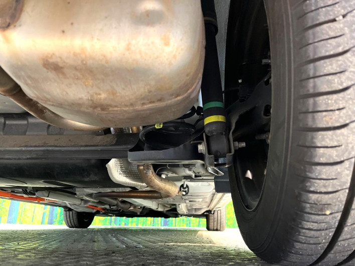 2021 Toyota Aqua 6AA-NHP10 (UW-69ef58c9f1746)[12]