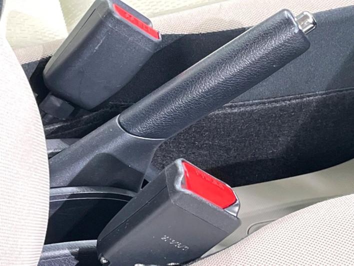 2013 Toyota Aqua DAA-NHP10 (UW-69ef58ca4cfff)[22]