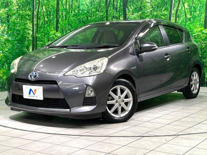 2013 Toyota Aqua DAA-NHP10 (UW-69ef58ca4cfff)[0]