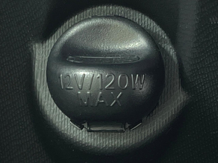 2013 Toyota Aqua DAA-NHP10 (UW-69ef58ca4cfff)[28]