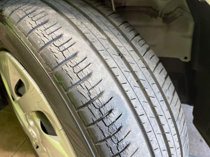 2018 Toyota Aqua DAA-NHP10 (UW-69ef58ca5b47b)[12]