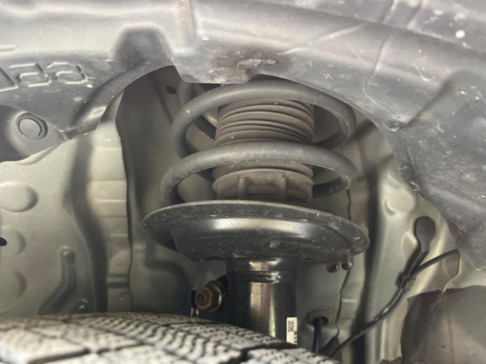 2018 Toyota Aqua DAA-NHP10 (UW-69ef58cb29483)[22]