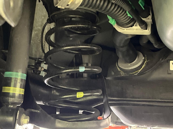 2018 Toyota Aqua DAA-NHP10 (UW-69ef58cb29483)[24]