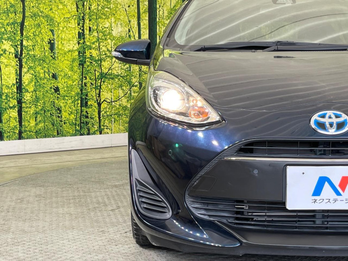 2018 Toyota Aqua DAA-NHP10 (UW-69ef58cb29483)[16]