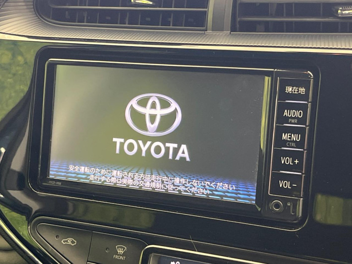 2018 Toyota Aqua DAA-NHP10 (UW-69ef58cb29483)[14]