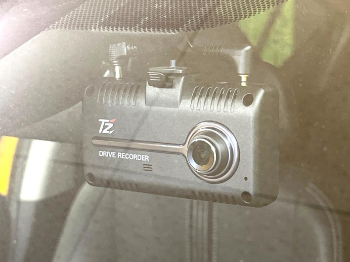 2019 Toyota Aqua DAA-NHP10H (UW-69ef58cbe2b0c)[15]