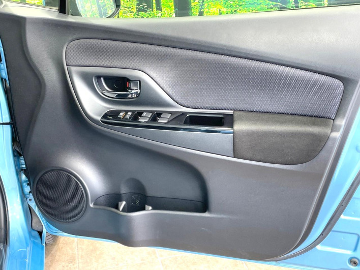 2016 Toyota Vitz DBA-NSP130 (UW-69ef58ce09bce)[8]