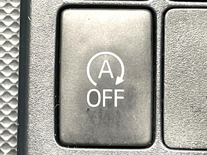 2016 Toyota Vitz DBA-NSP130 (UW-69ef58ce09bce)[18]