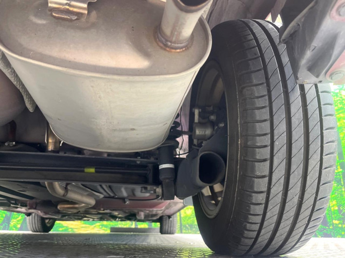 2021 Toyota Sienta 5BA-NSP170G (UW-69ef58cf2e0e9)[18]