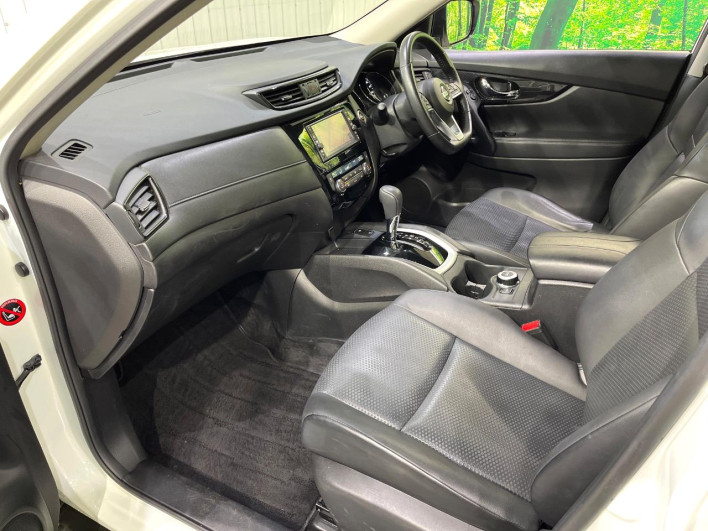 2019 Nissan X-Trail DBA-NT32 (UW-69ef58d072e78)[23]