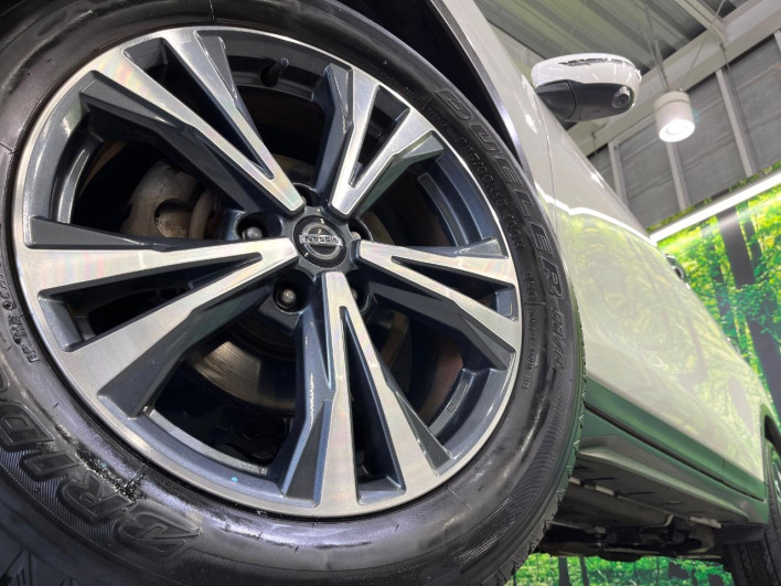 2019 Nissan X-Trail DBA-NT32 (UW-69ef58d072e78)[18]