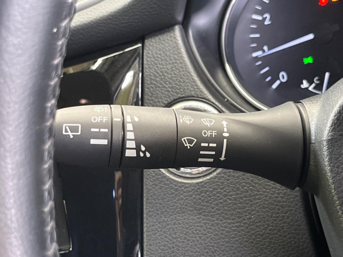 2015 Nissan X-Trail DBA-NT32 (UW-69ef58d116ba1)[28]