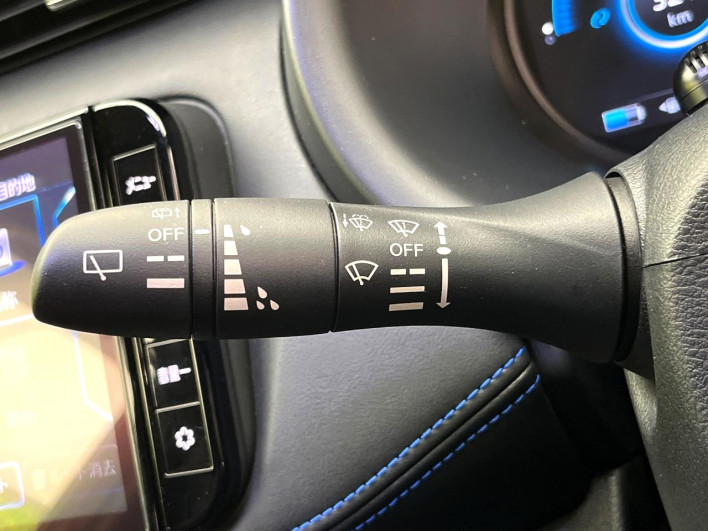 2022 Nissan Kicks 6AA-P15 (UW-69ef58d2d3b9a)[12]