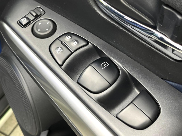 2022 Nissan Kicks 6AA-P15 (UW-69ef58d2d3b9a)[6]