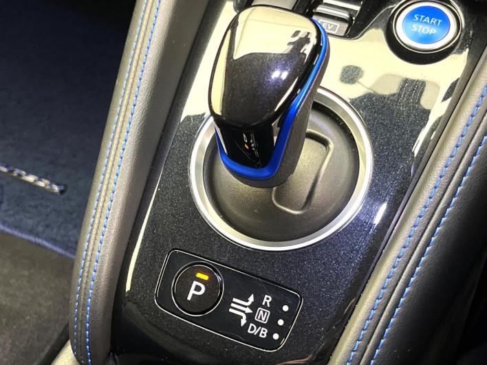 2022 Nissan Kicks 6AA-P15 (UW-69ef58d2d3b9a)[15]