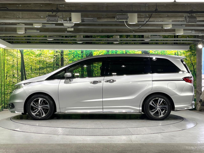 2017 Honda Odyssey DBA-RC1 (UW-69ef58d4416e2)[12]