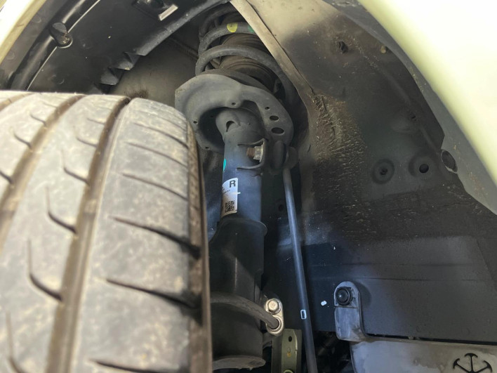 2016 Honda Odyssey DBA-RC2 (UW-69ef58d4a0c44)[15]