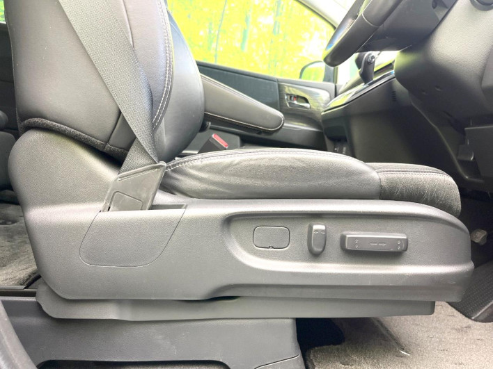 2016 Honda Odyssey Hybrid DAA-RC4 (UW-69ef58d4dda7d)[23]