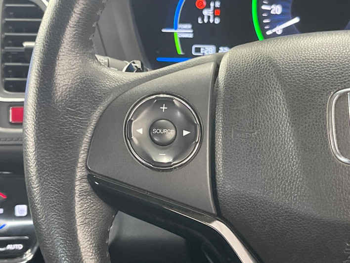 2014 Honda VEZEL DAA-RU3 (UW-69ef58d6cd68b)[29]