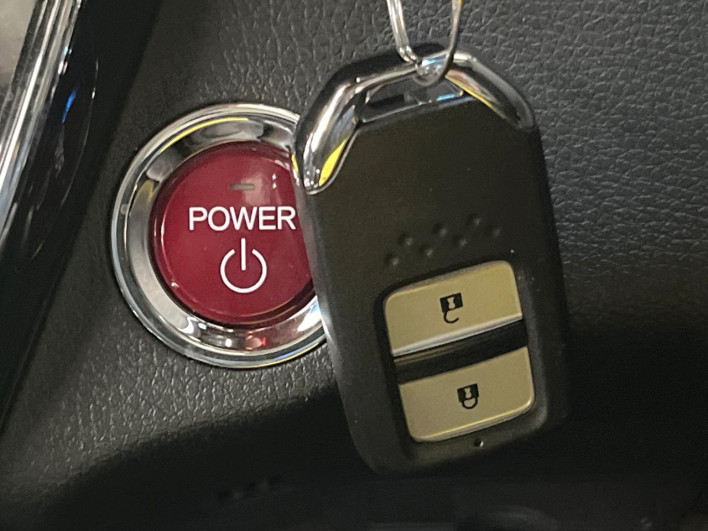 2014 Honda VEZEL DAA-RU3 (UW-69ef58d6cd68b)[17]