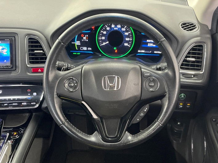 2014 Honda VEZEL DAA-RU3 (UW-69ef58d6cd68b)[26]