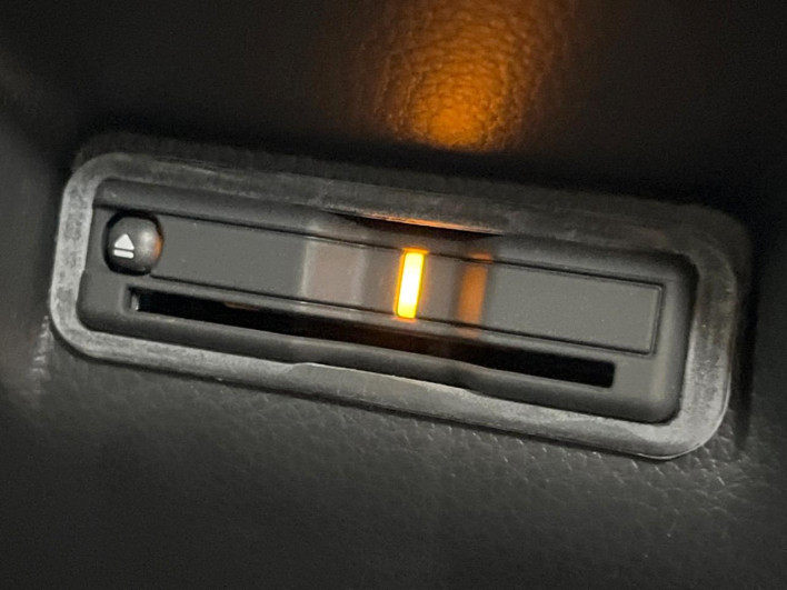 2023 Honda Step Wagon 6AA-RP8 (UW-69ef58d6d7602)[23]