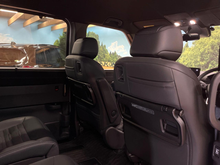 2023 Honda Step Wagon 6AA-RP8 (UW-69ef58d6d7602)[28]