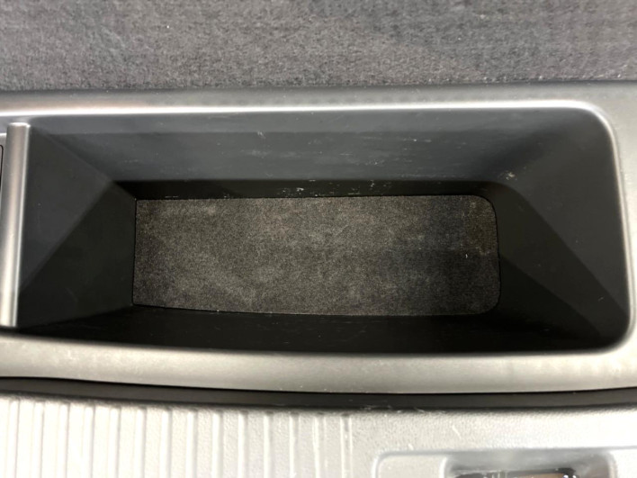 2014 Honda VEZEL DAA-RU3 (UW-69ef58d81eec8)[28]