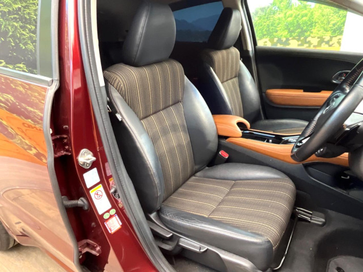 2014 Honda VEZEL DAA-RU3 (UW-69ef58d81eec8)[21]