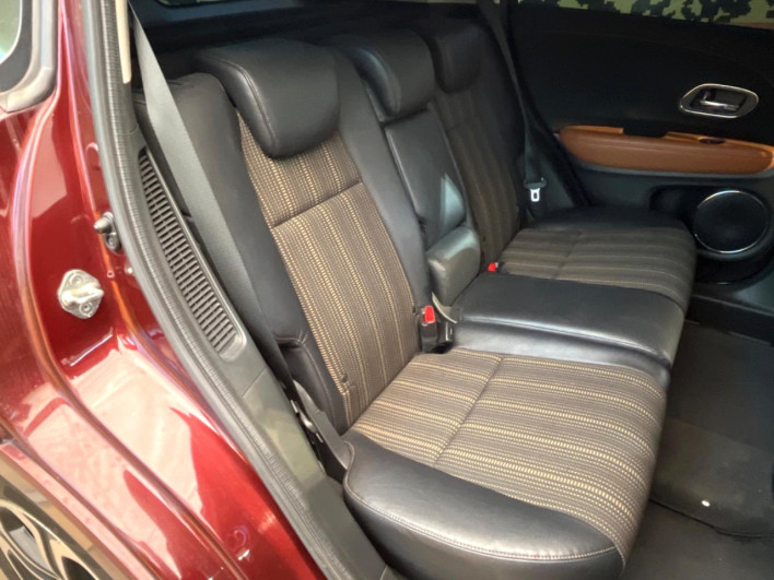 2014 Honda VEZEL DAA-RU3 (UW-69ef58d81eec8)[20]